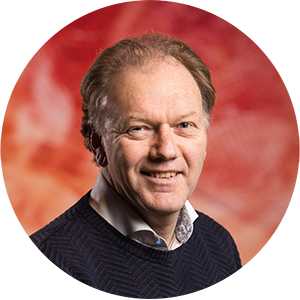 portrait Albert Hasper CEO of PHIX